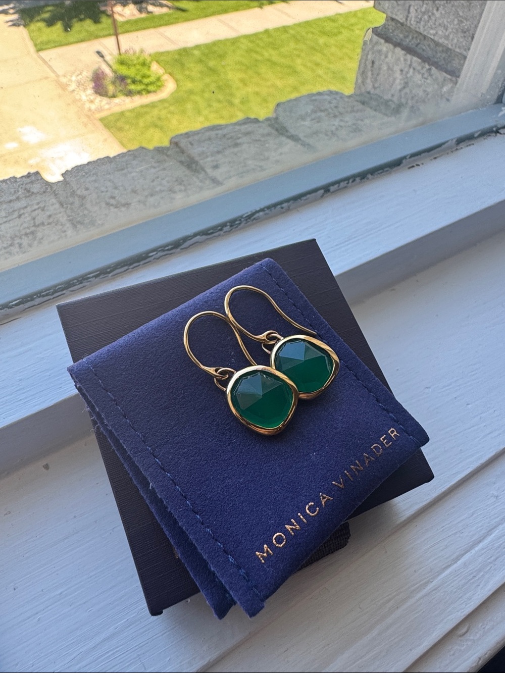 MV Siren™ Stone Wire Earrings